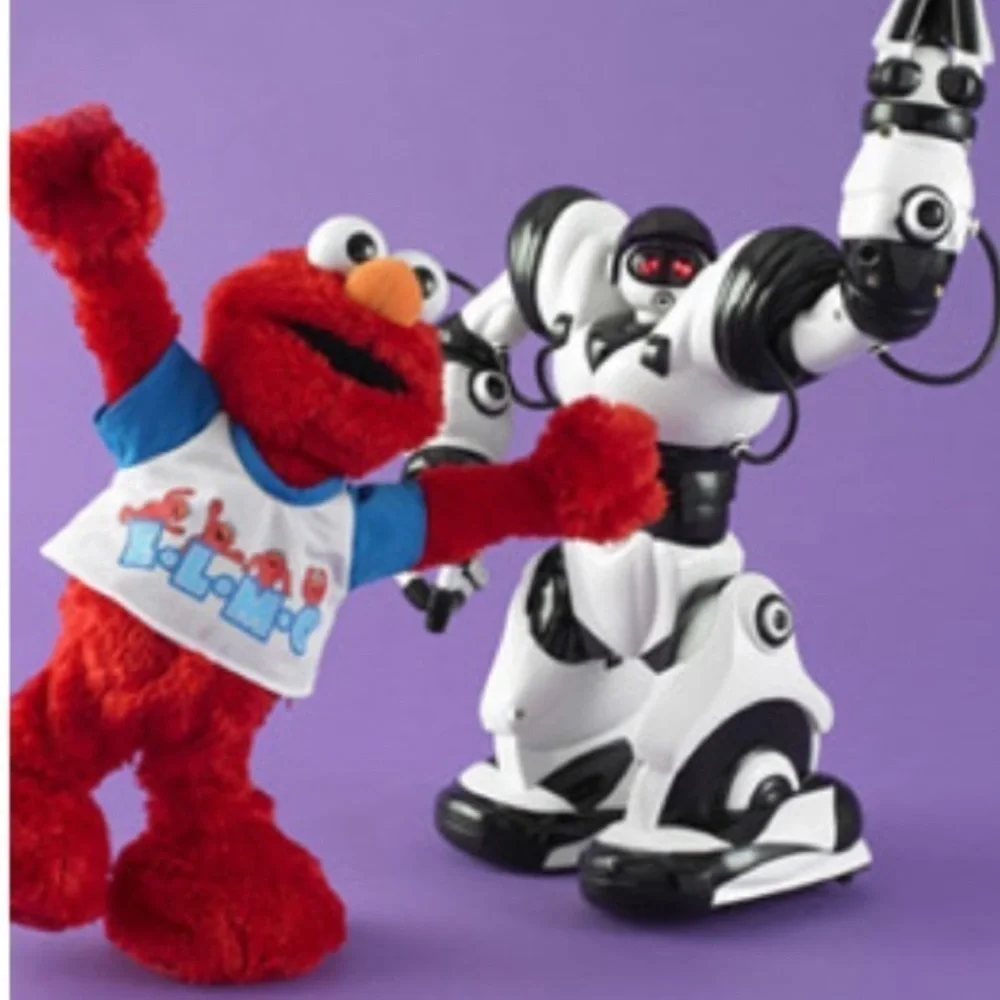 Fisher-Price E-L-M-O (YMCA) Singing & Dancing Elmo -2003